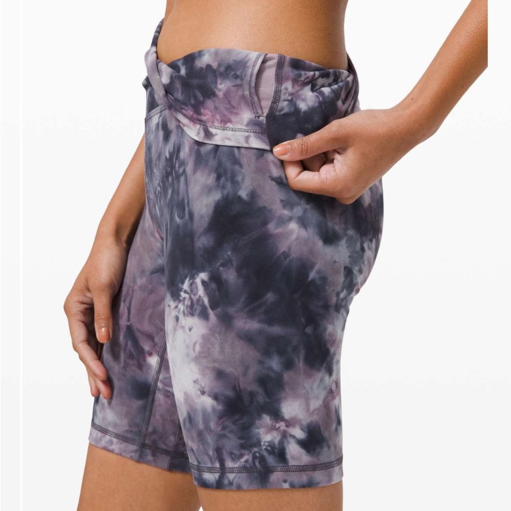 Lululemon Align Short 8", size 6 Diamond Dye Chrome Violet Verbana Graphite Grey - Picture 7 of 9